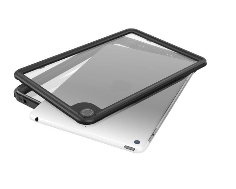 dot-clear-under-water-6-6ft-ipad-mini-5-waterproof-cover_6