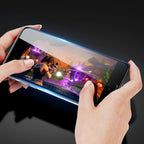 black-frame-clear-iphone-se-2020-tempered-glass-screen-protector_3