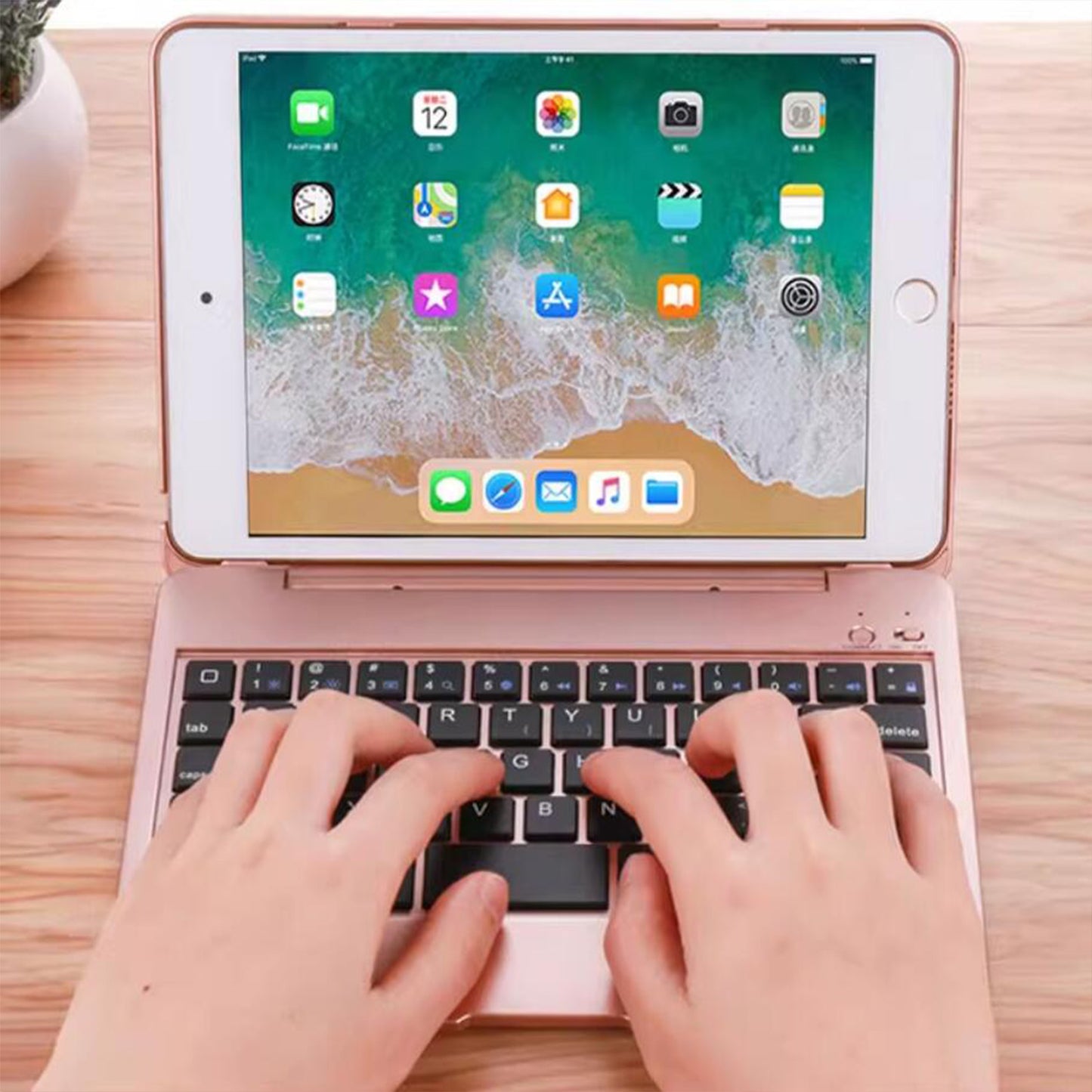 business-clamshell-book-stand-ipad-pro-9-7-keyboard-case_4