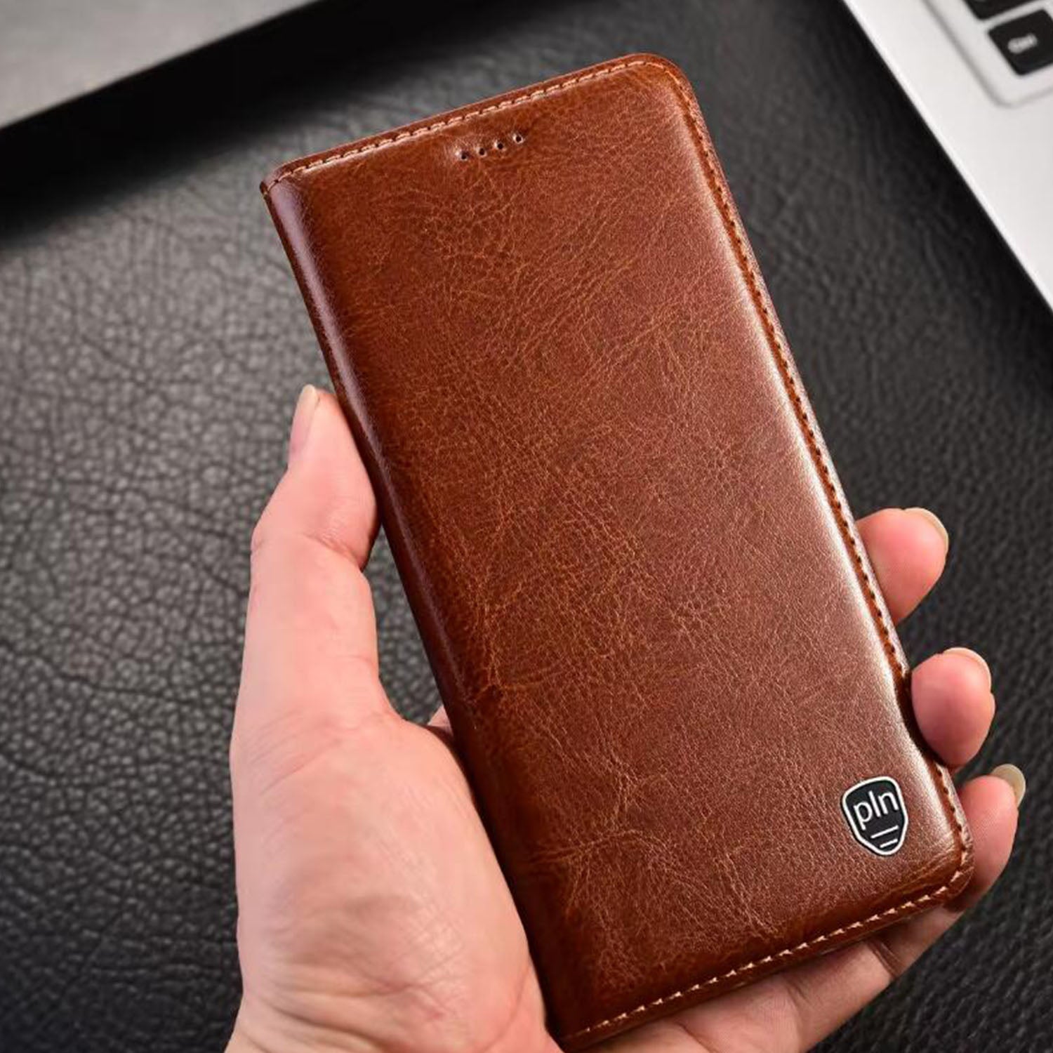 business-waxed-cowhide-iphone-17-pro-max-genuine-leather-case-5