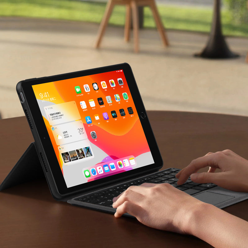 conjoin-shaft-ipad-5-keyboard-case-touchpad-backlit_15