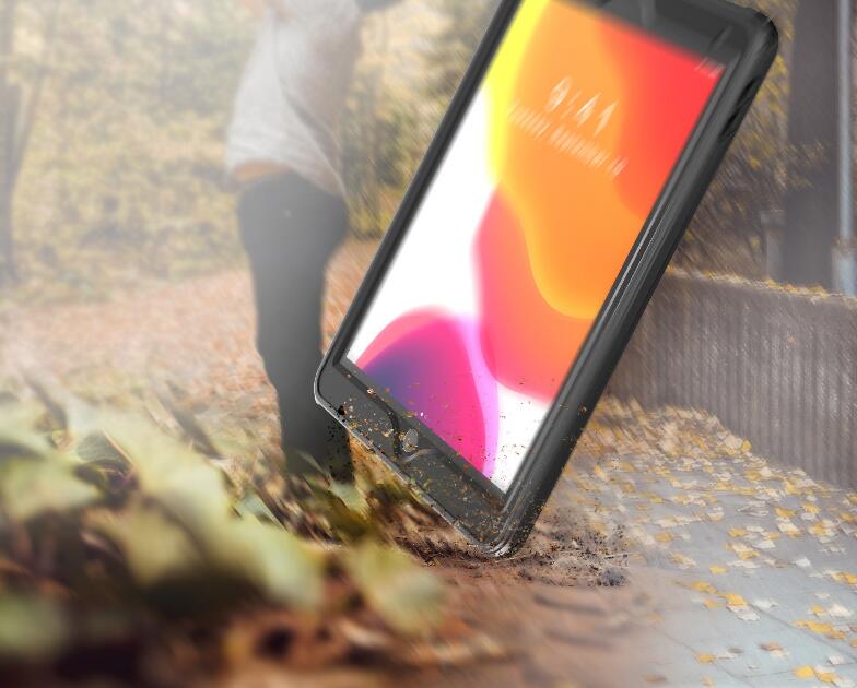 dot-clear-under-water-6-6ft-ipad-7-waterproof-cover_8