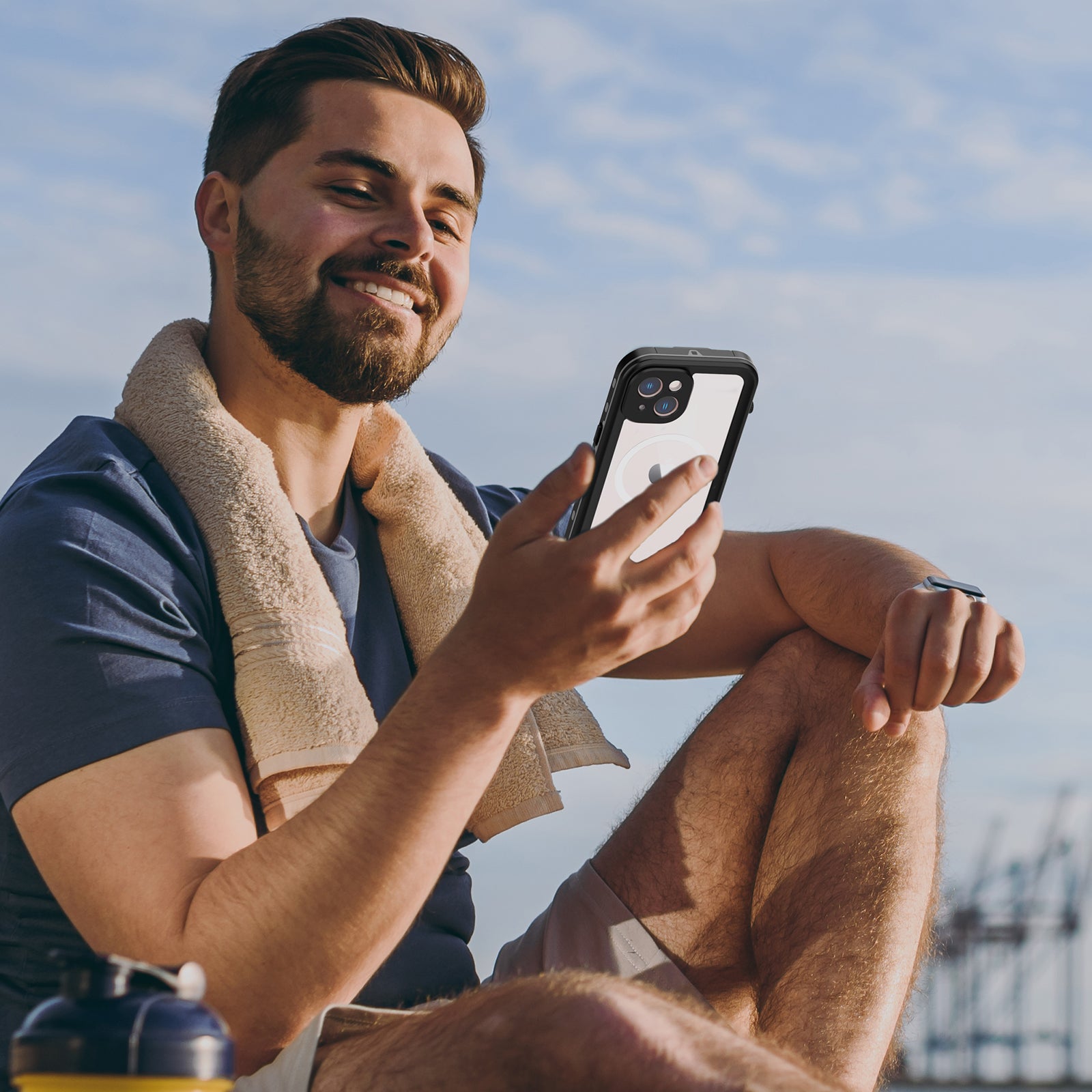 dot-clear-under-water-6-6ft-iphone-14-waterproof-cover_6