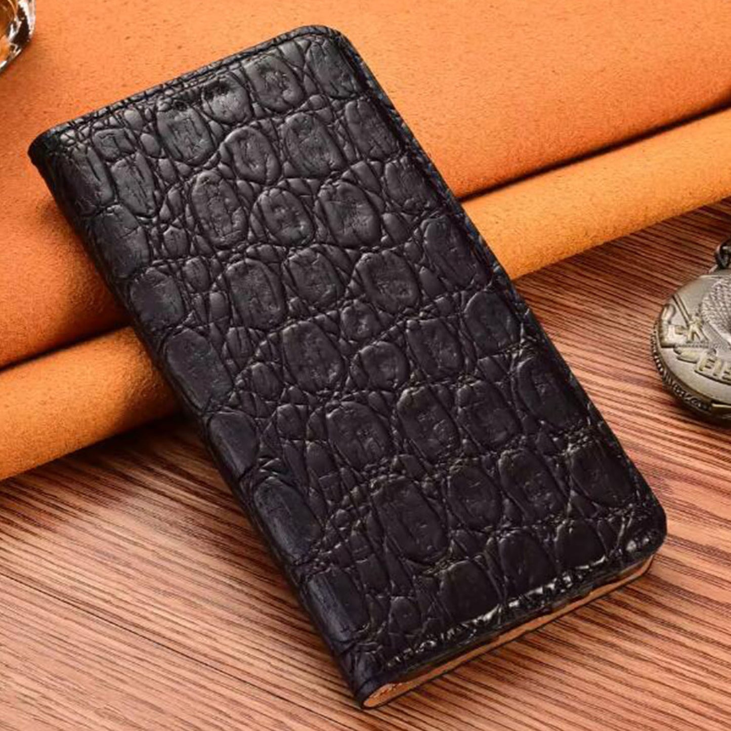 handcrafted-matte-alligator-iphone-17-genuine-leather-case-12