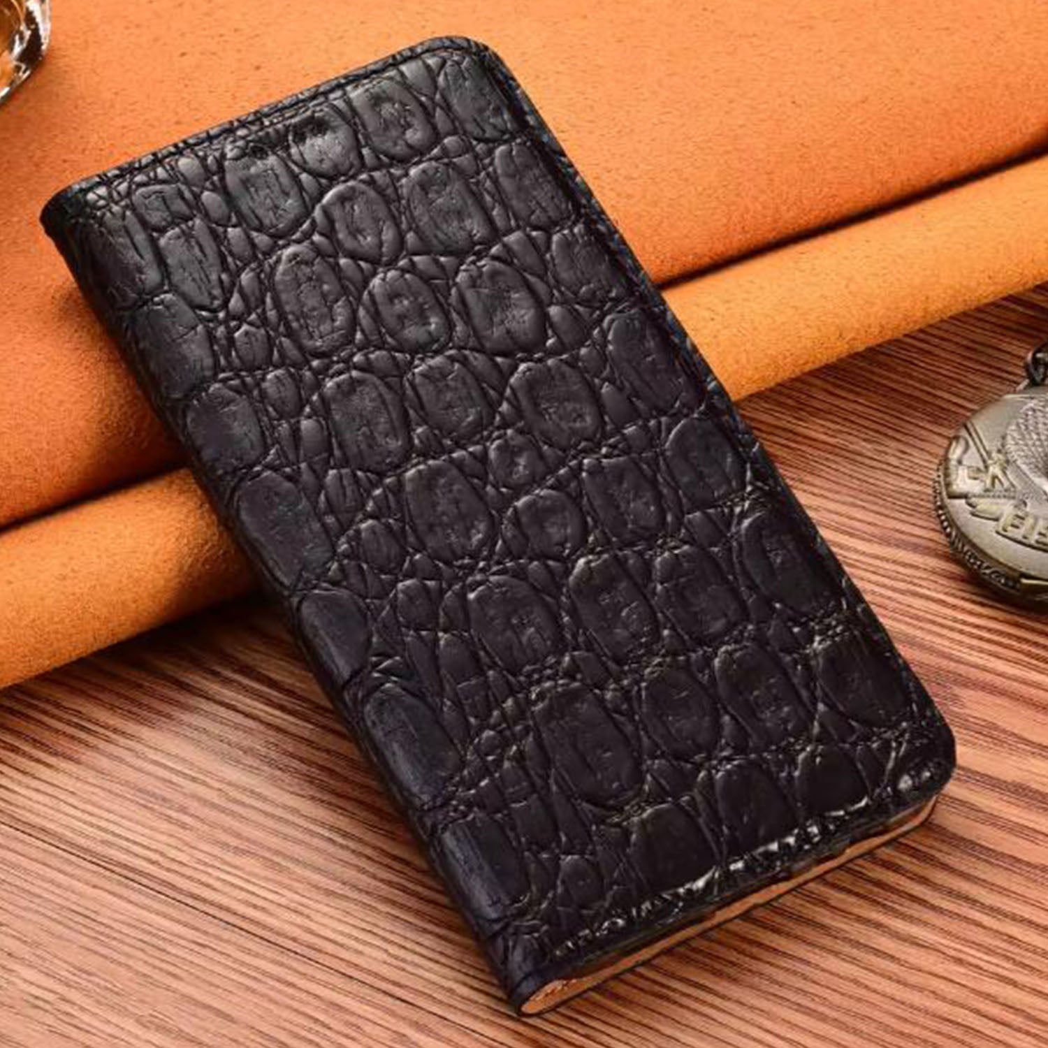 handcrafted-matte-alligator-iphone-17-genuine-leather-case-12