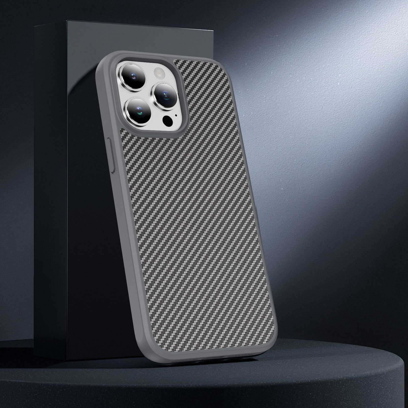 hawkeye-acrylic-tpu-combo-iphone-13-pro-carbon-fiber-case_10
