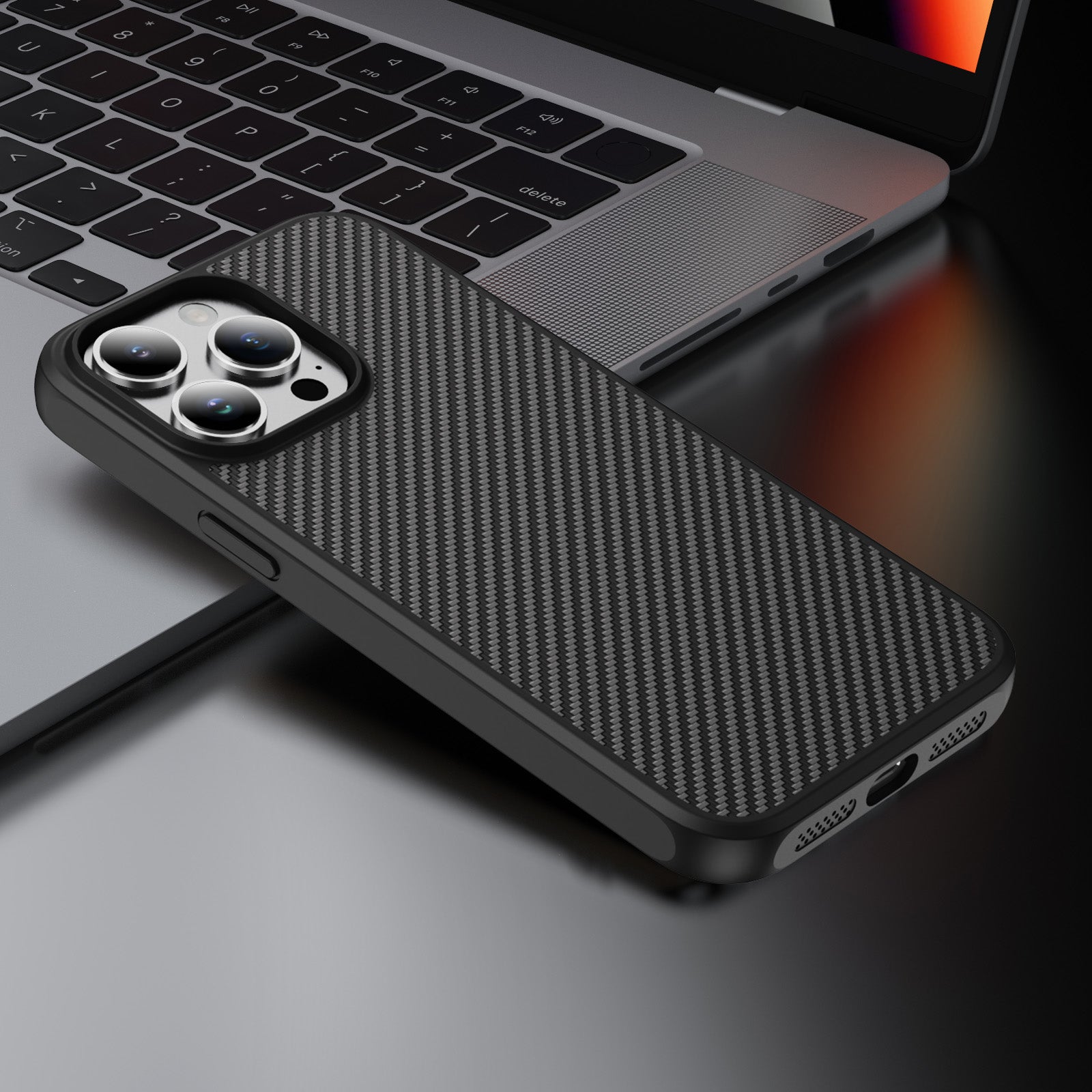 hawkeye-acrylic-tpu-combo-iphone-14-pro-carbon-fiber-case_11