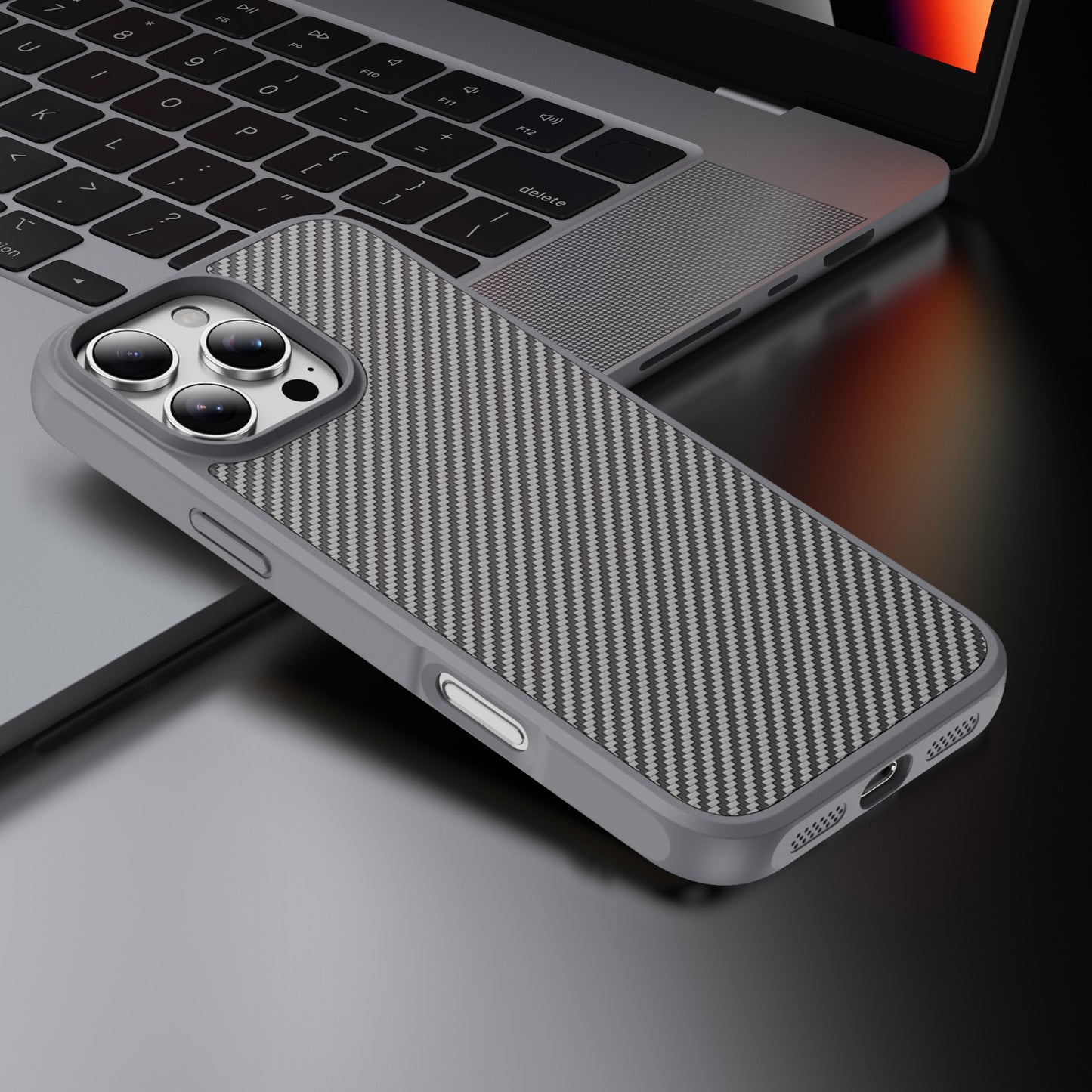 hawkeye-acrylic-tpu-combo-iphone-16-pro-carbon-fiber-case_10