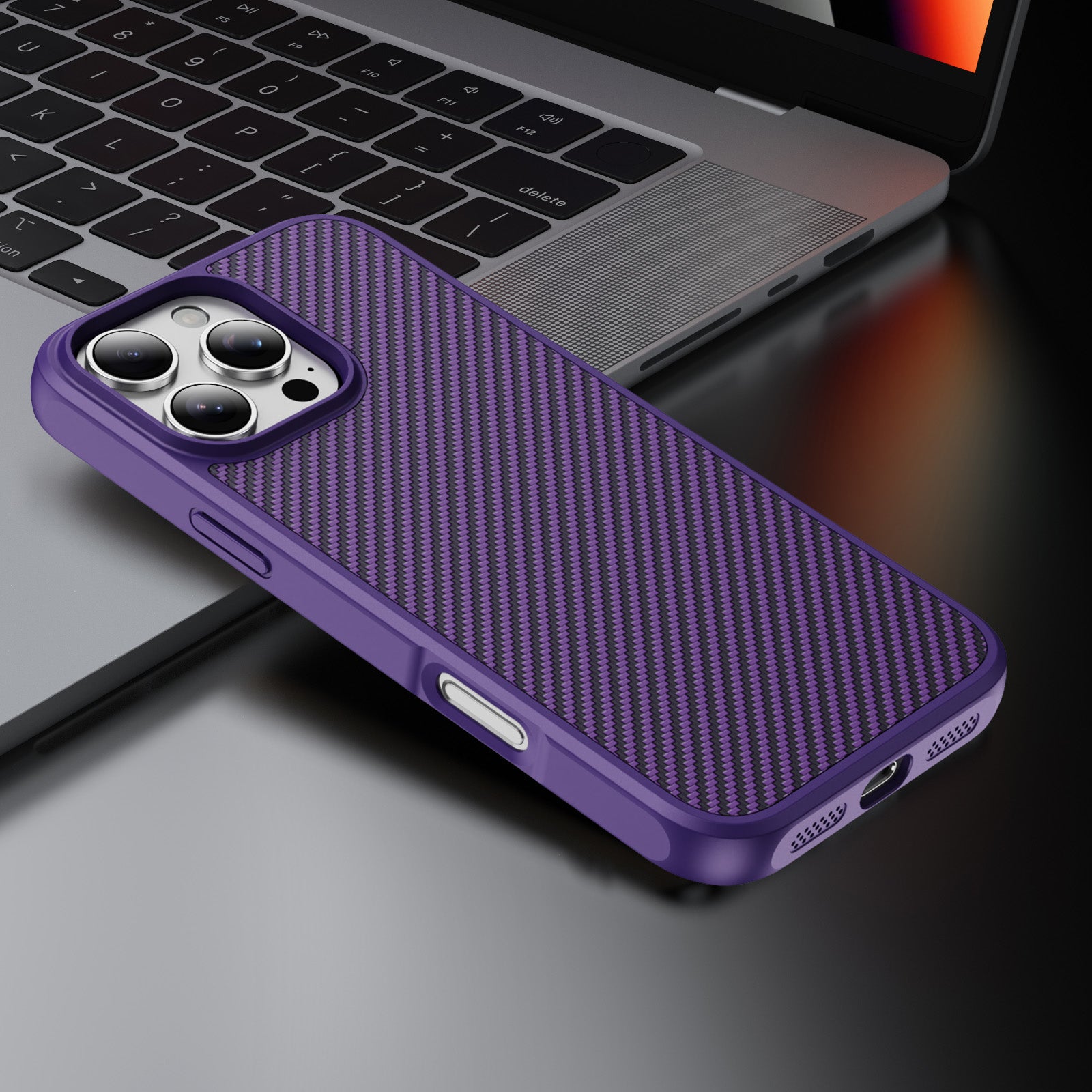 hawkeye-acrylic-tpu-combo-iphone-16-pro-max-carbon-fiber-case_10