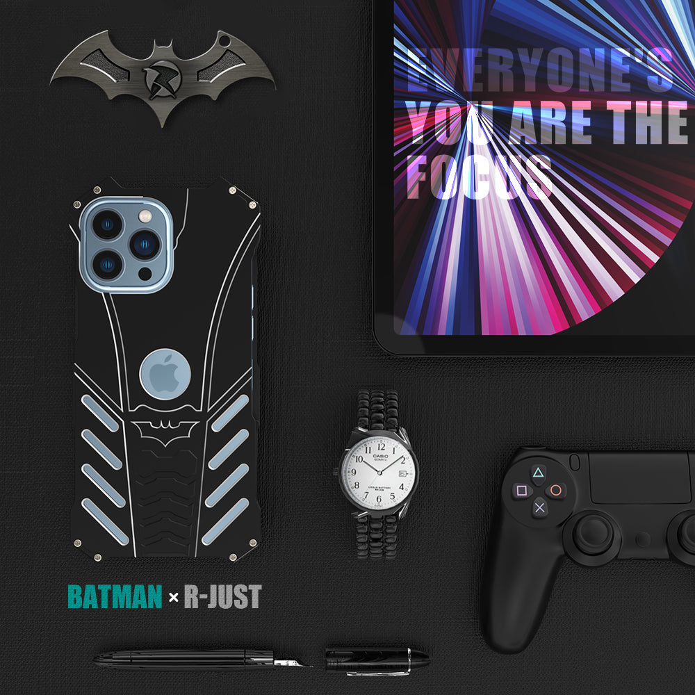 hollow-element-batman-iphone-14-pro-max-metal-cover_4