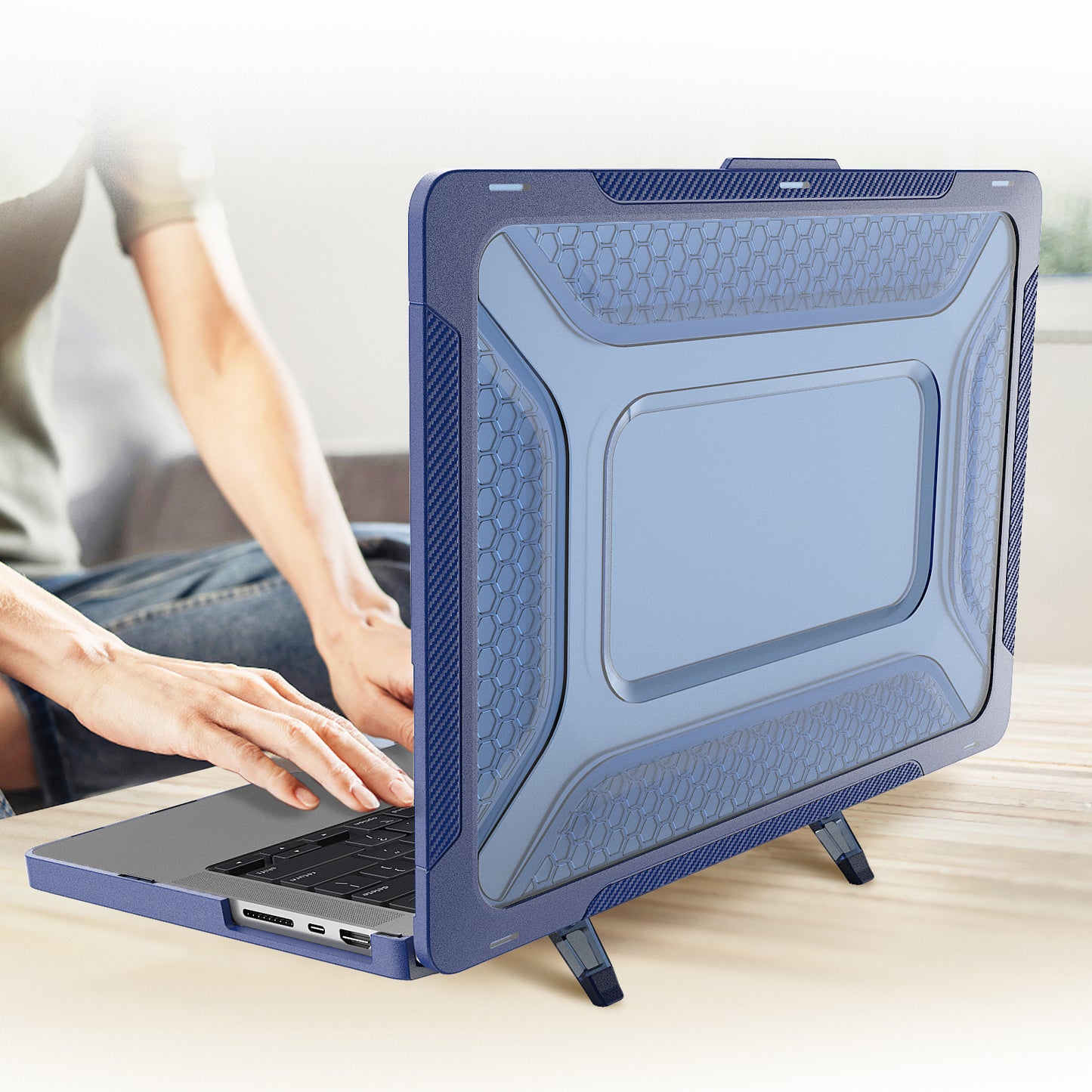 honeycomb-heat-dissipation-macbook-pro-14-2-a2442-case-stand-foldable_8