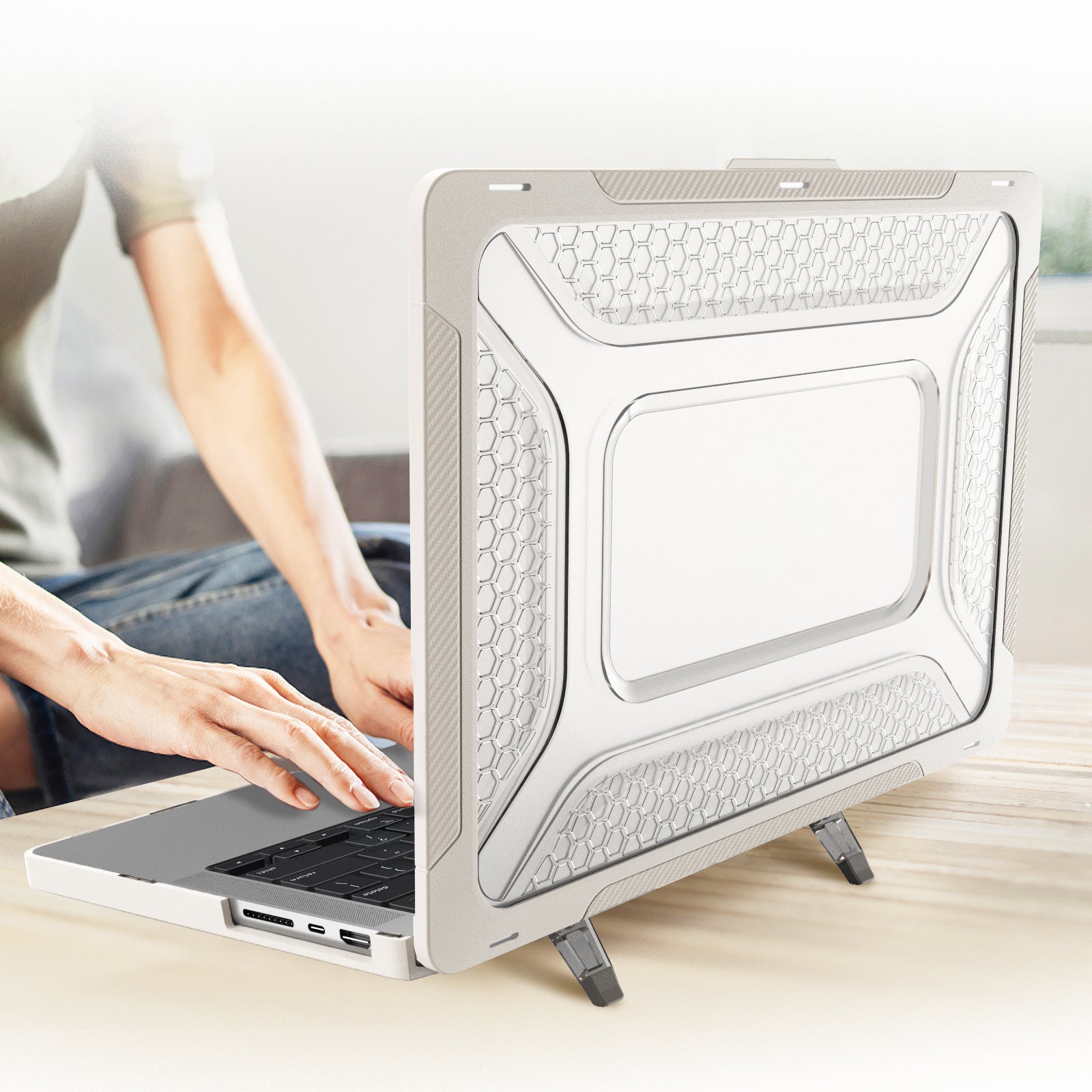 honeycomb-heat-dissipation-macbook-pro-14-a3185-case-stand-foldable_8