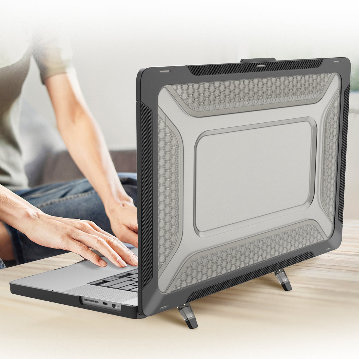 honeycomb-heat-dissipation-macbook-pro-16-2-a2991-case-stand-foldable_8