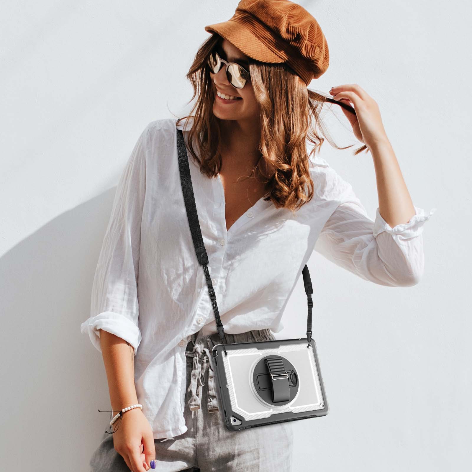 honeycomb-rotating-stand-ipad-9-case-with-hand-strap_13