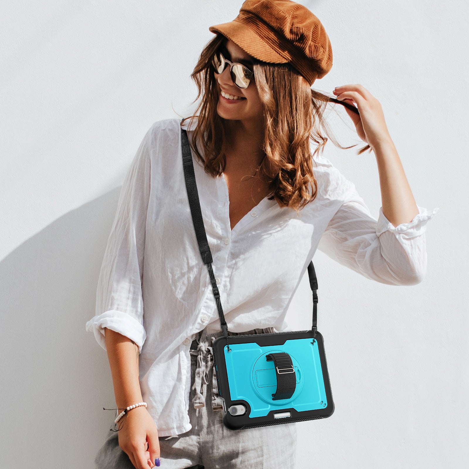 honeycomb-rotating-stand-ipad-mini-7-case-with-hand-strap_5