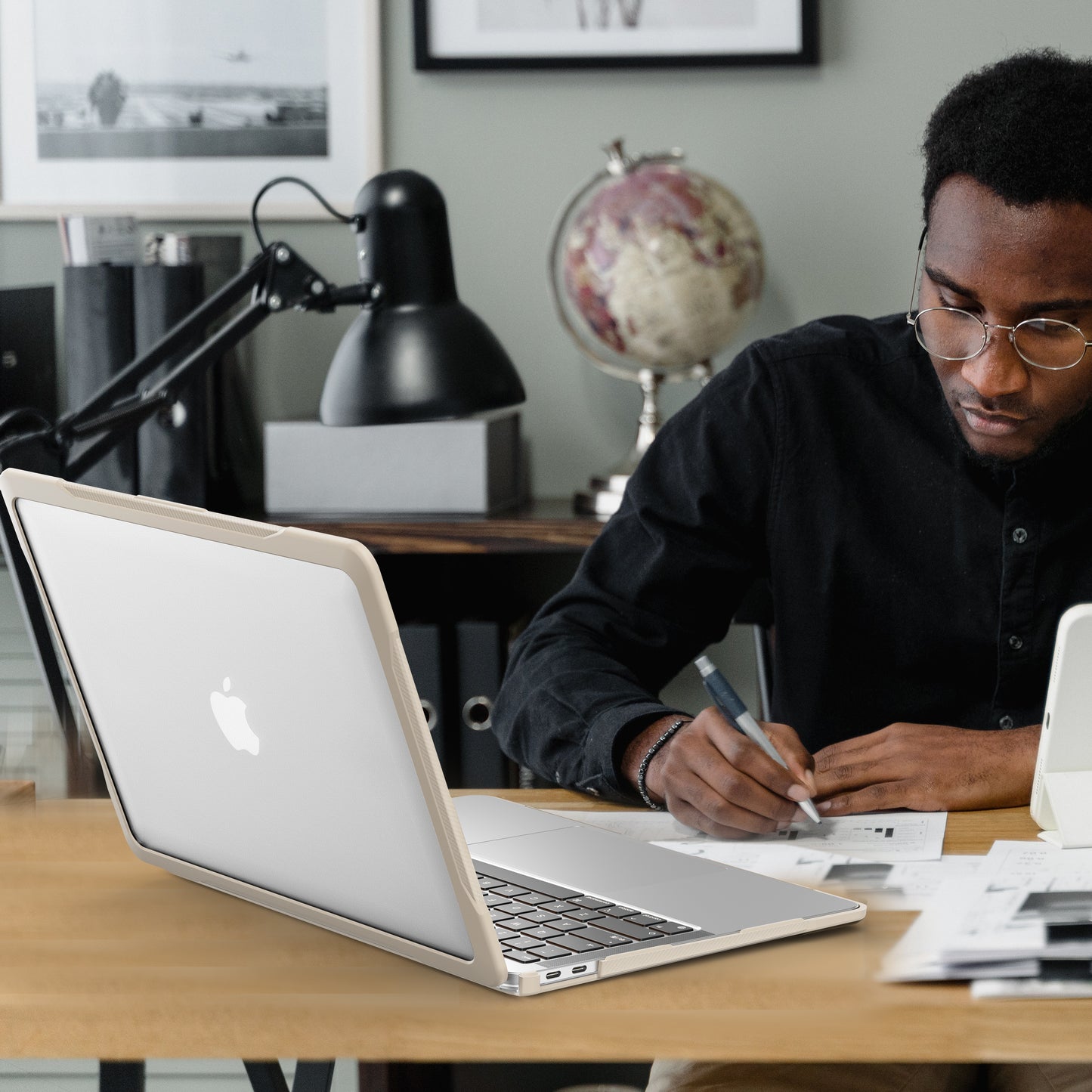 popeye-radiating-macbook-air-13-3-a1932-case-full-protection_10_1