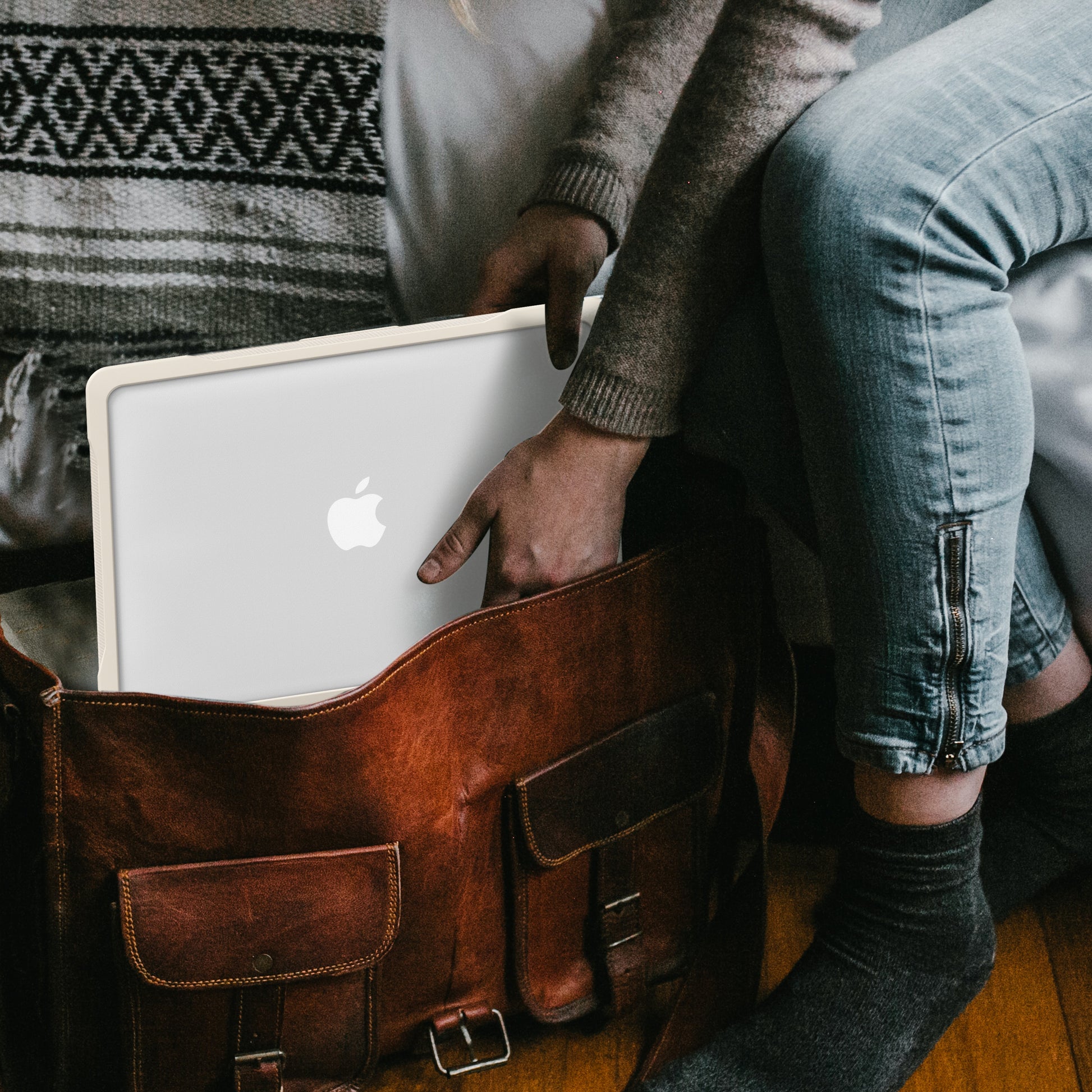 popeye-radiating-macbook-air-13-3-a1932-case-full-protection_16