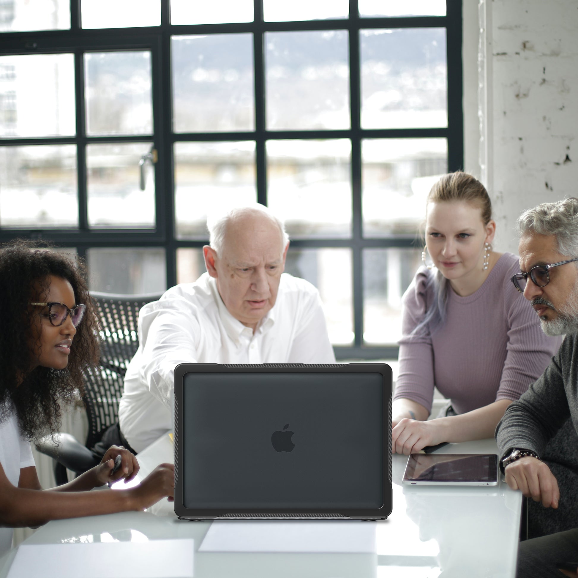 popeye-radiating-macbook-air-13-3-a2337-case-full-protection_11