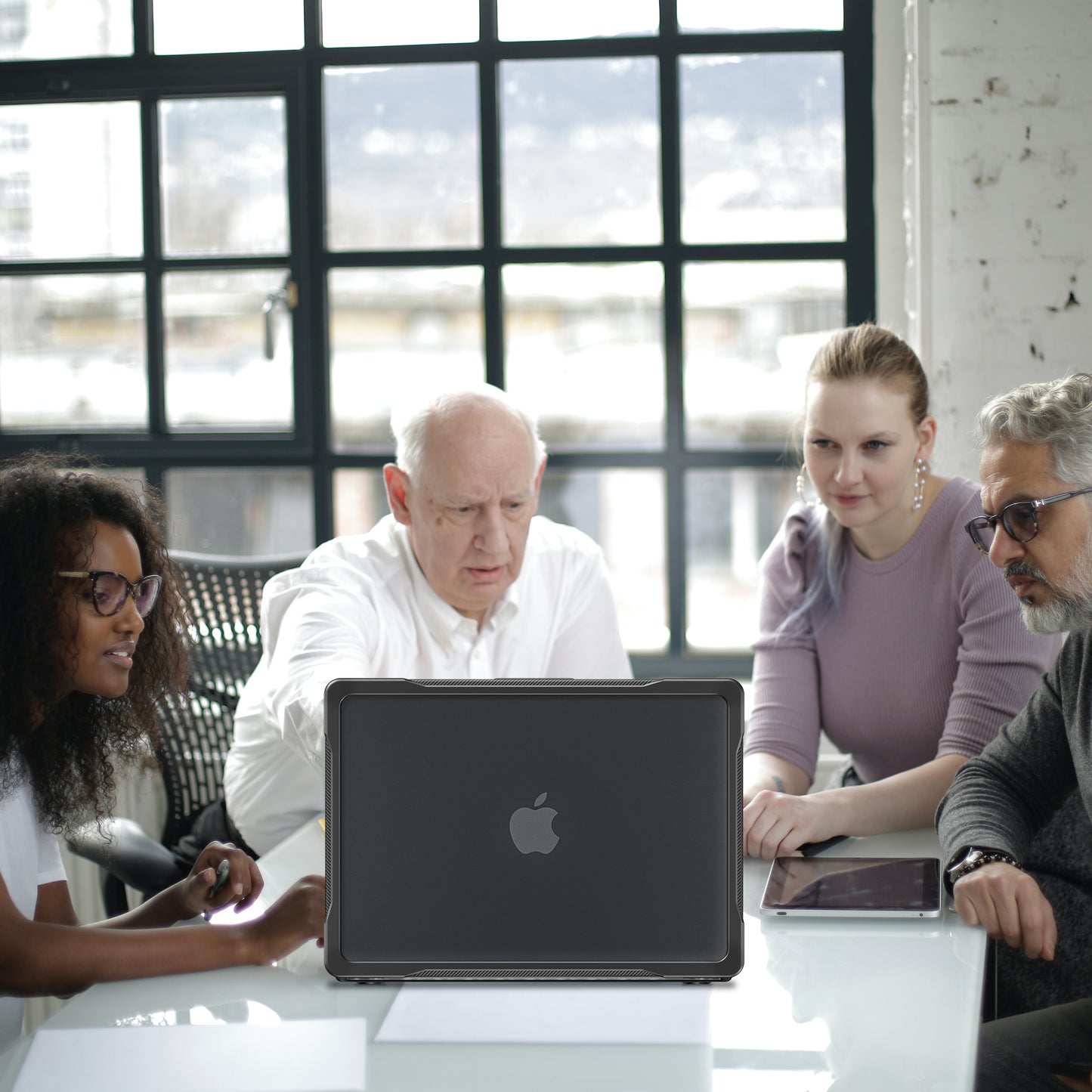 popeye-radiating-macbook-air-13-6-a3681-case-full-protection_12