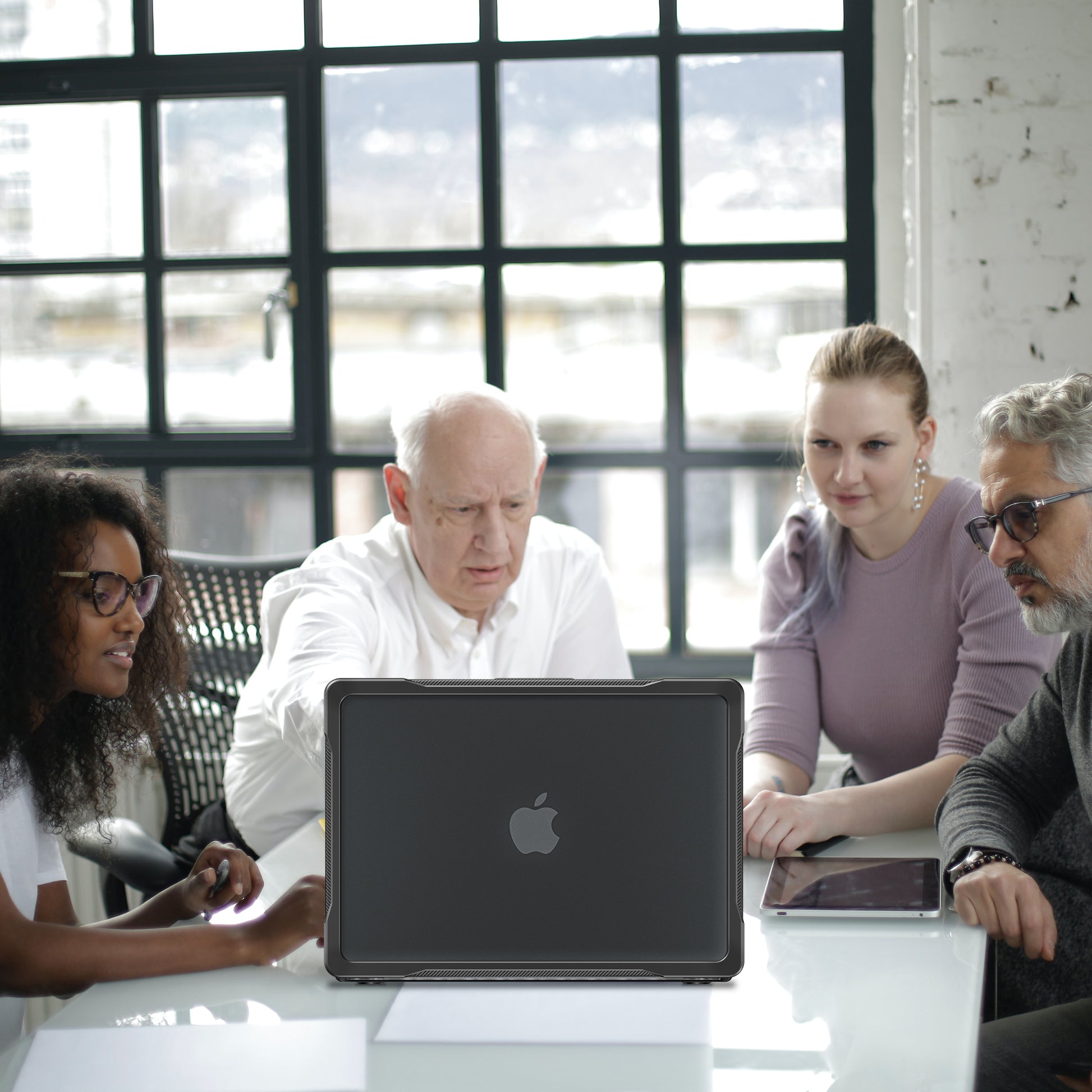 popeye-radiating-macbook-pro-14-2-a2992-case-full-protection_13