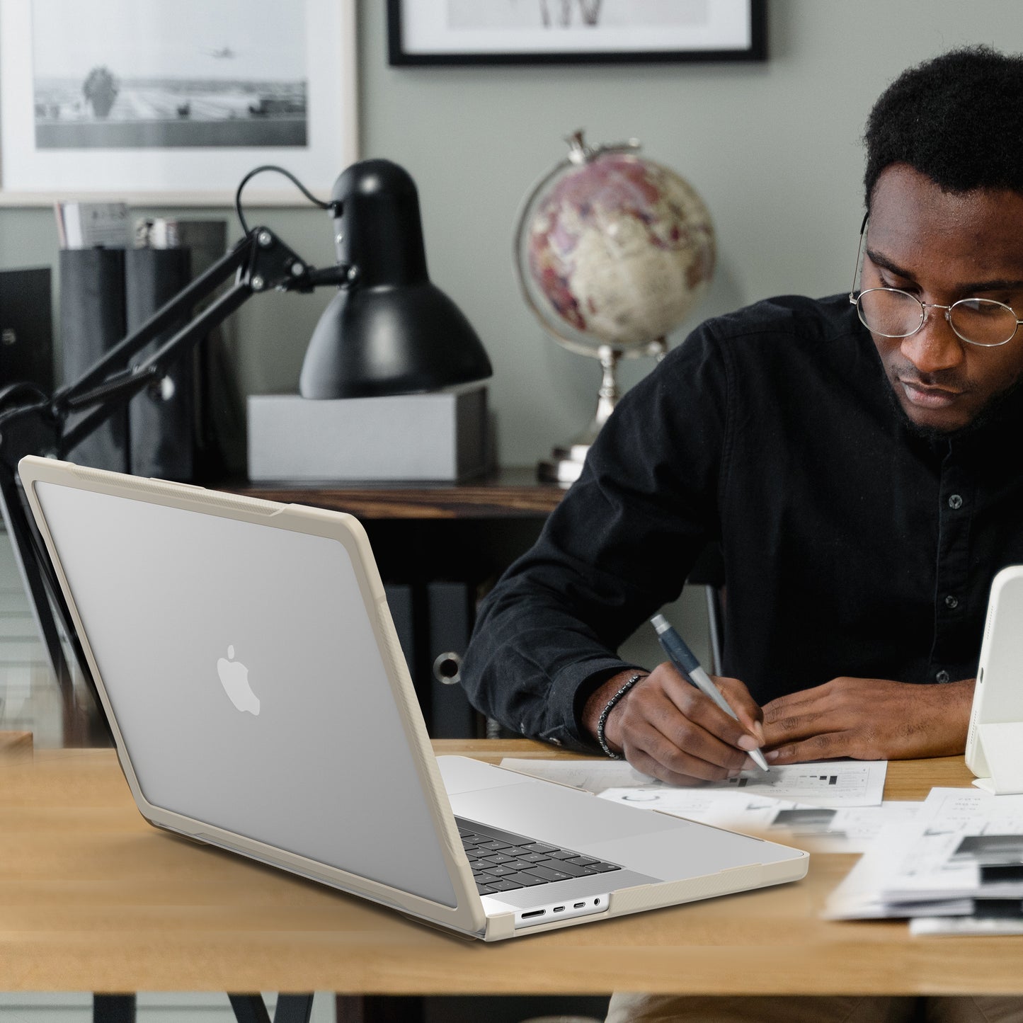 popeye-radiating-macbook-pro-16-2-a2485-case-full-protection_12