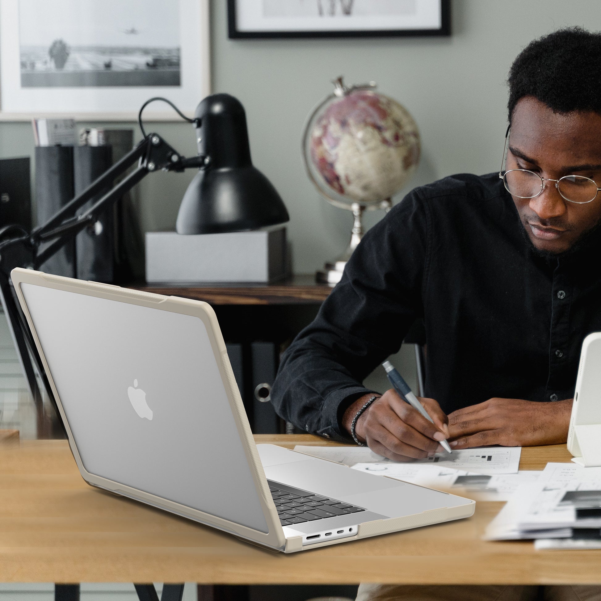 popeye-radiating-macbook-pro-16-2-a2485-case-full-protection_12