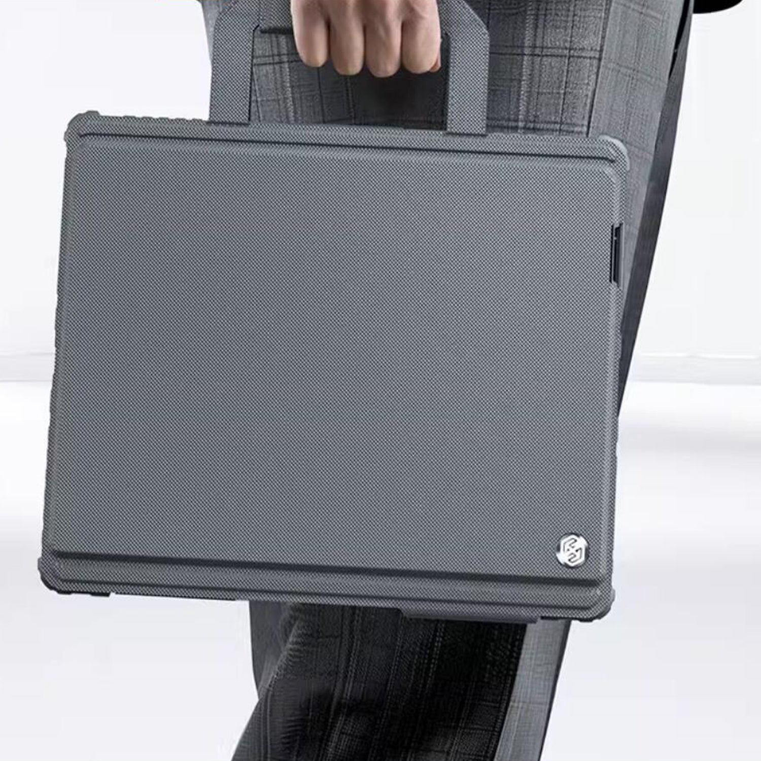 portable-heavy-duty-protection-ipad-pro-11-2018-keyboard-case_9