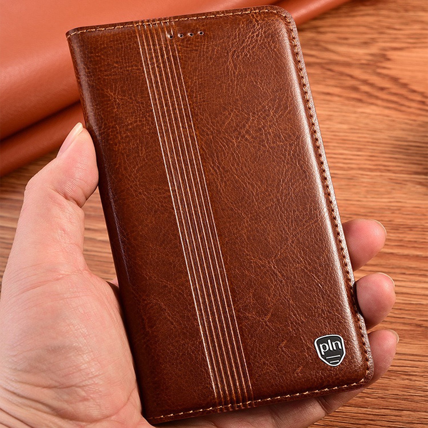 premium-distressed-waxed-iphone-17-genuine-leather-case-4