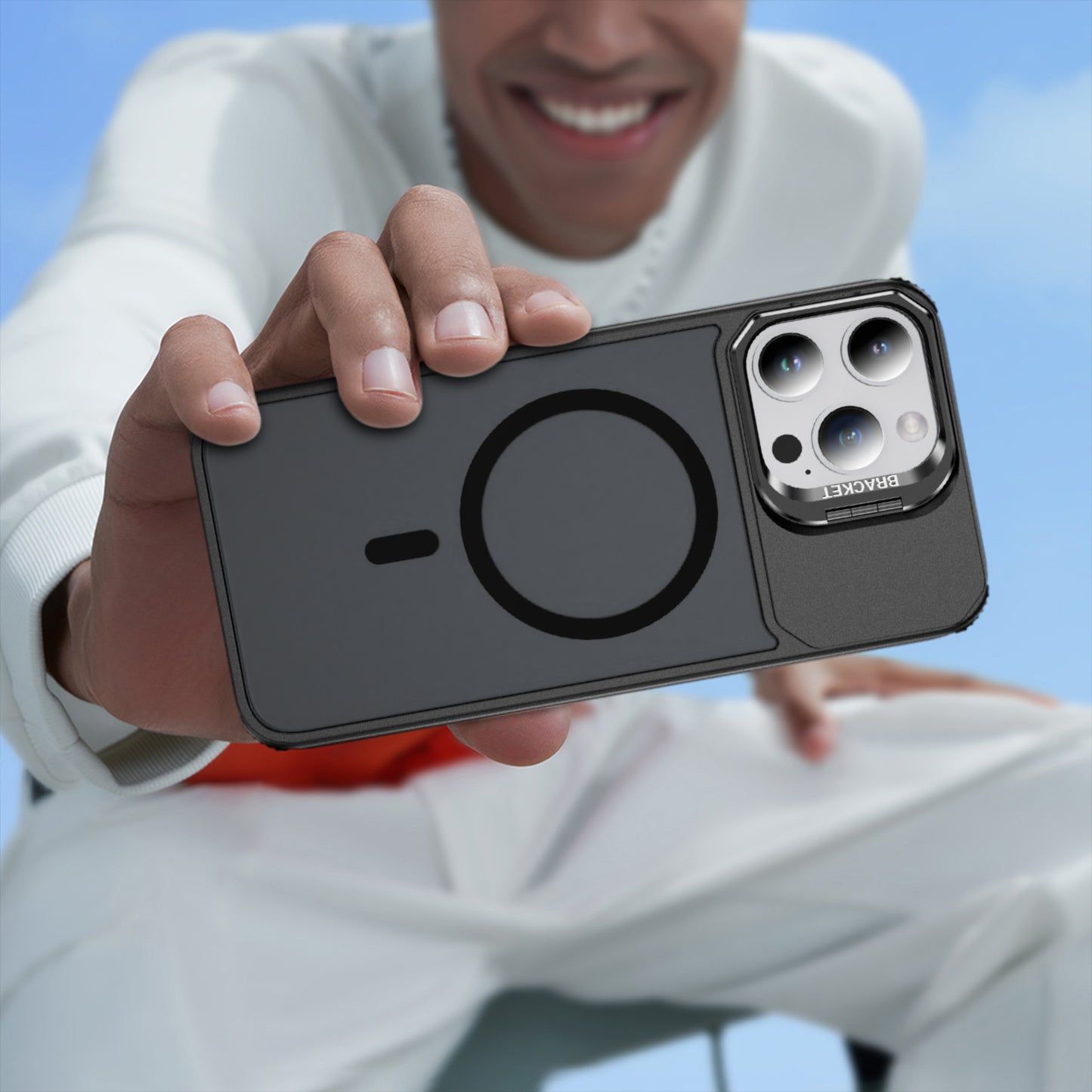 warframe-titanium-alloy-magsafe-iphone-16-pro-lens-stand-case_11