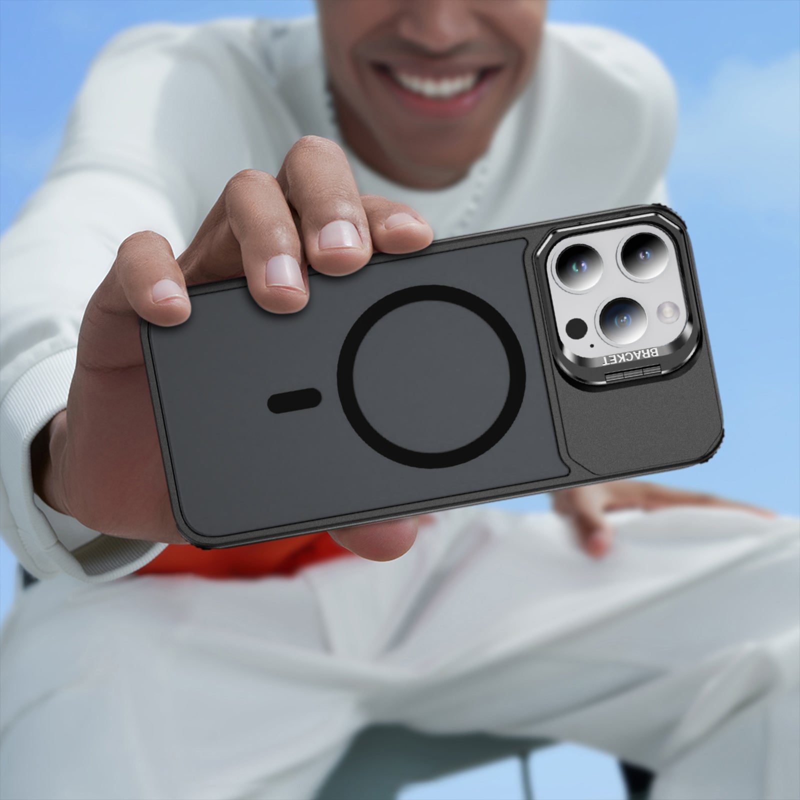 warframe-titanium-alloy-magsafe-iphone-16-pro-lens-stand-case_11